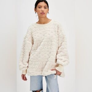 Free People Cable Knit Sweatshirt Size S in Ivory NWT